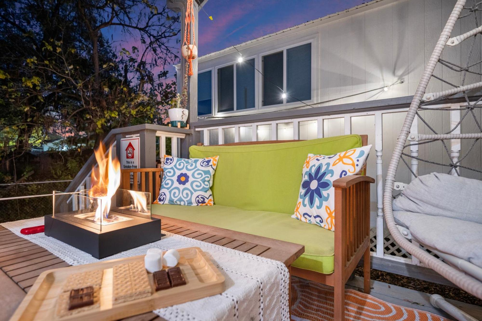 Stylish, Artsy Bungalow Central Eastside Austin Zewnętrze zdjęcie